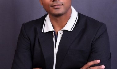 Vireesh Basavaraj, a sales and business development professional turned visionary educationist and a career coach helping thousands of people to monetize their passion through digital media.
