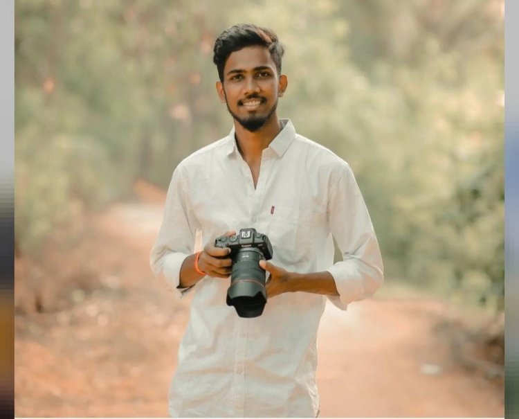 Stylish indian young man photographer wear casual posed outdoor with dslr  photo camera at hands. 10582628 Stock Photo at Vecteezy