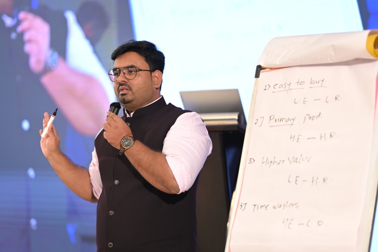 From a Slum to 500+ Business Success Stories – The Journey of Kiran Hajare.