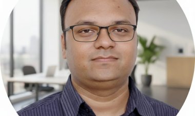 Shobhit Gupta is a passionate educator, writer, and entrepreneur with a diverse academic and professional background. He holds a Master’s in Computer Applications from the University of Delhi and a Part-Time MBA from the Faculty of Management Studies.